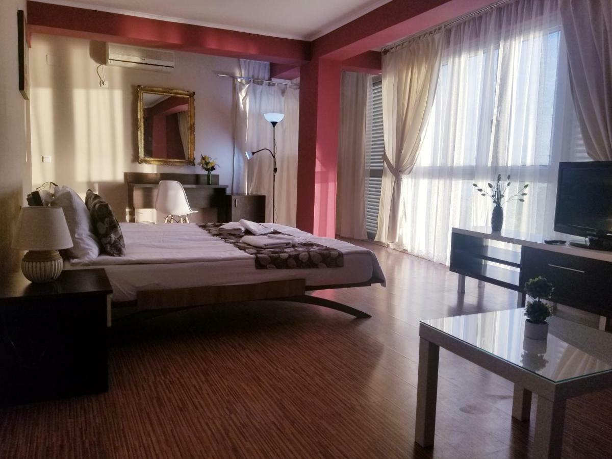 Vila Ineks Ohrid Hotell Exteriör bild