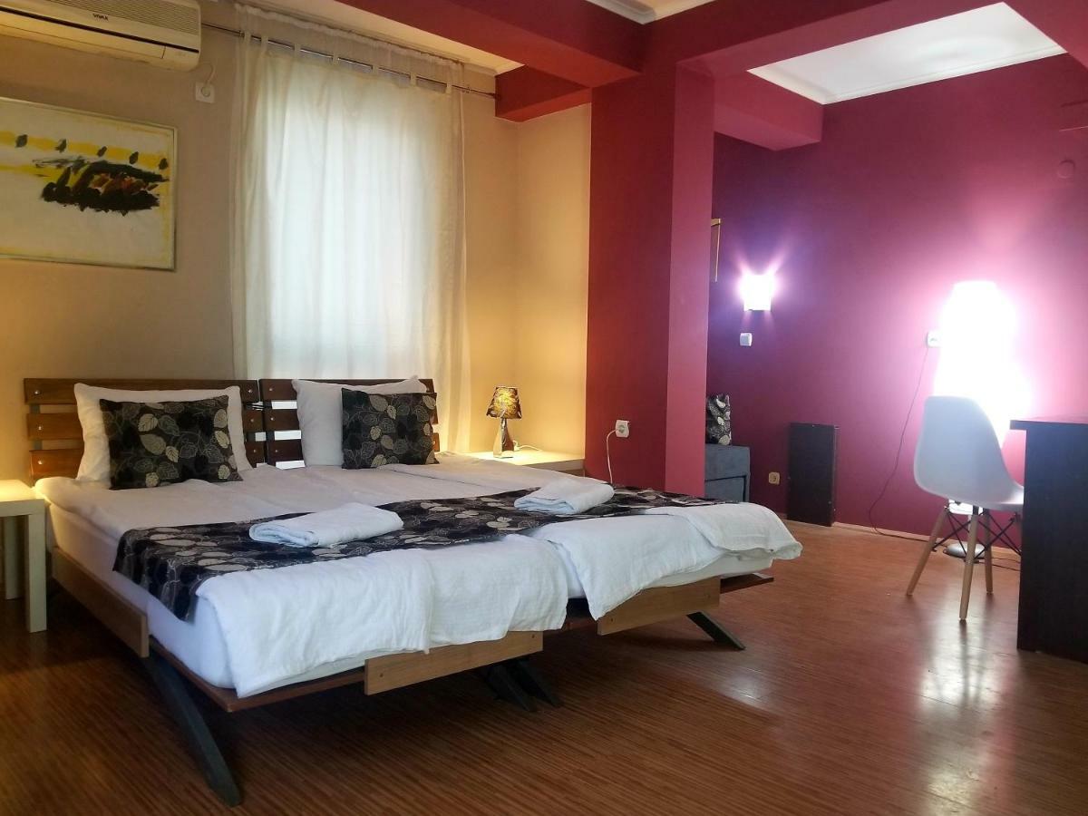 Vila Ineks Ohrid Hotell Exteriör bild