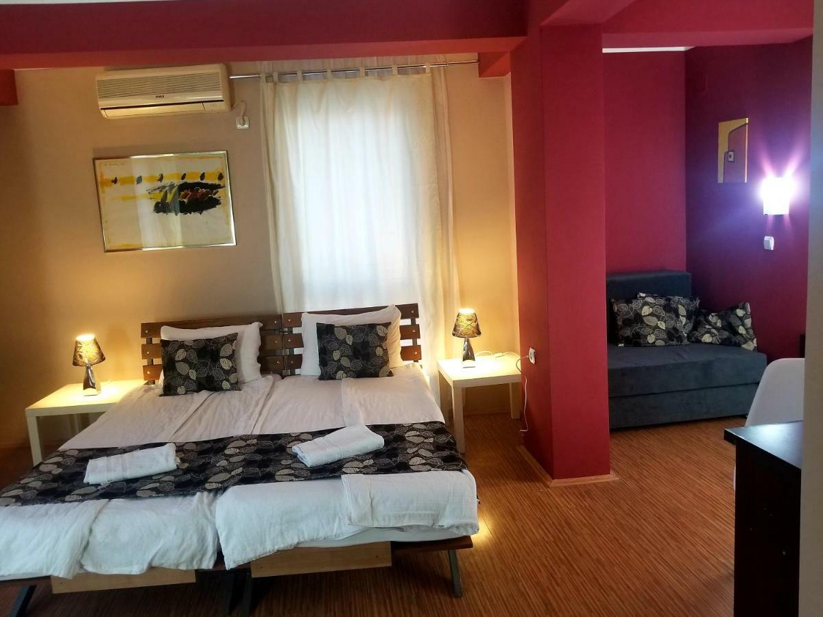 Vila Ineks Ohrid Hotell Exteriör bild