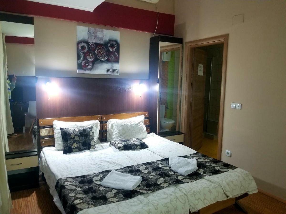 Vila Ineks Ohrid Hotell Exteriör bild