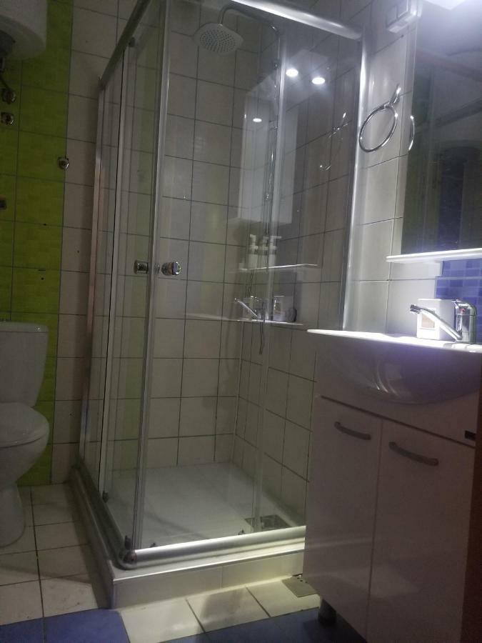 Vila Ineks Ohrid Hotell Exteriör bild